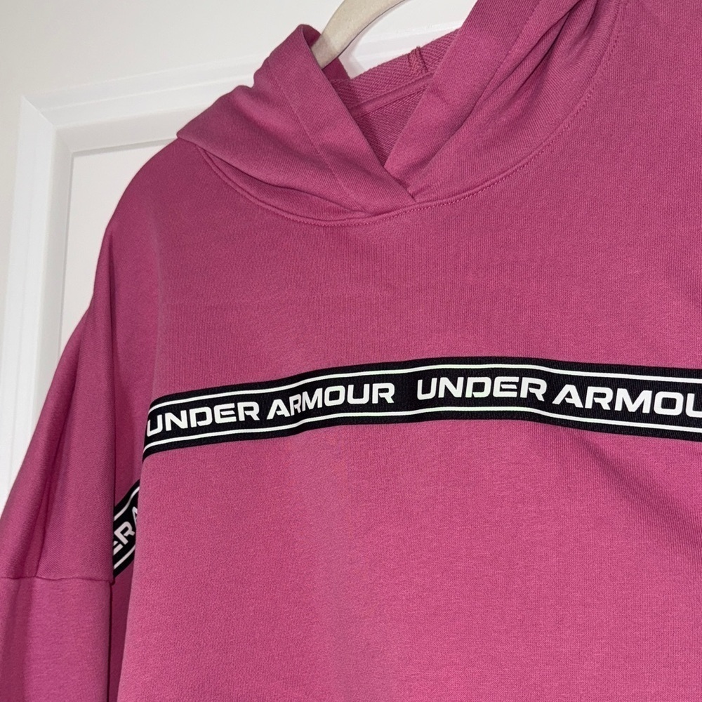 Under Armour Sweatshirt - Picture 6 of 8